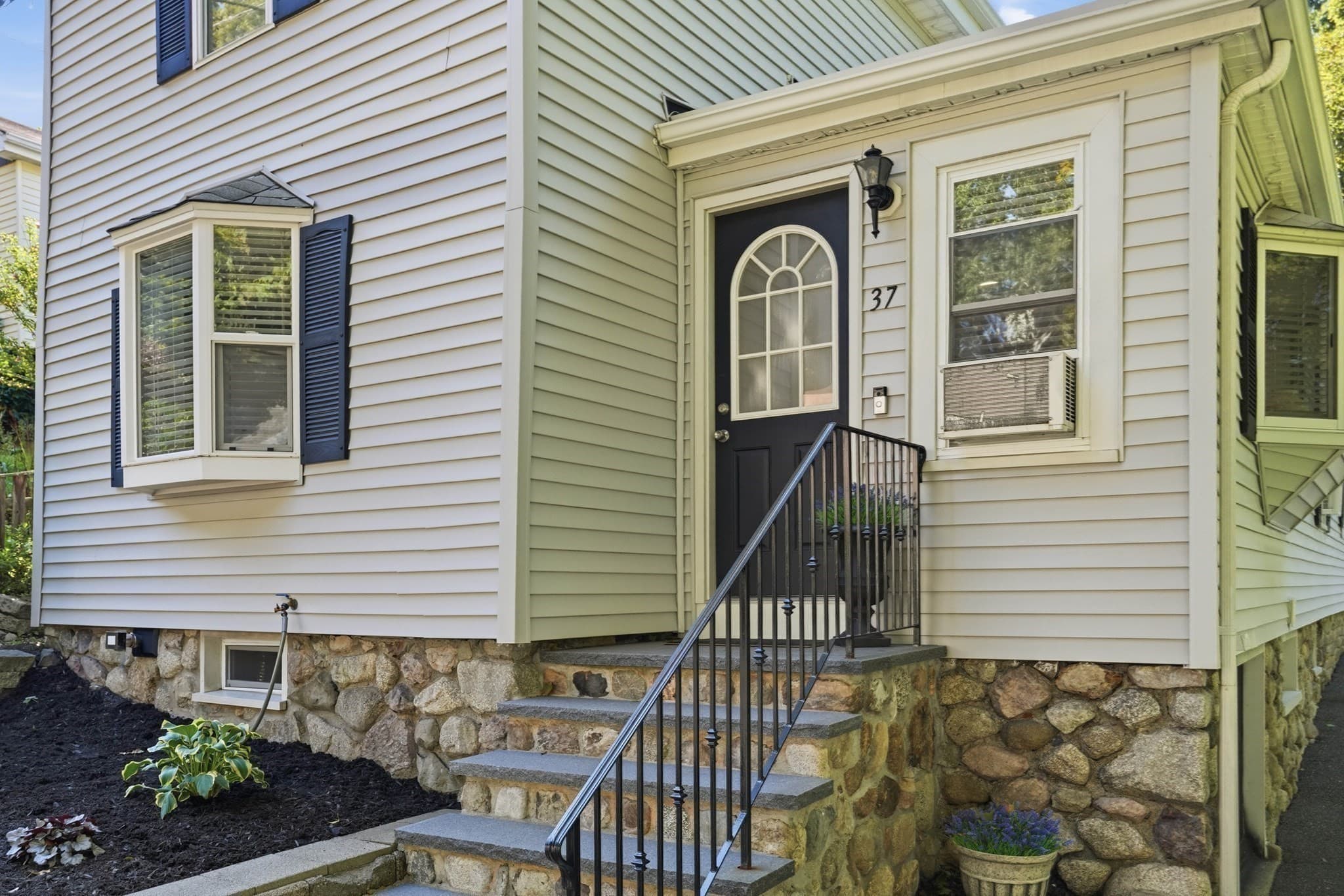 Single Family Residence at 37 Westford Street, Saugus MA 01906, Saugus, photo 2 of 42