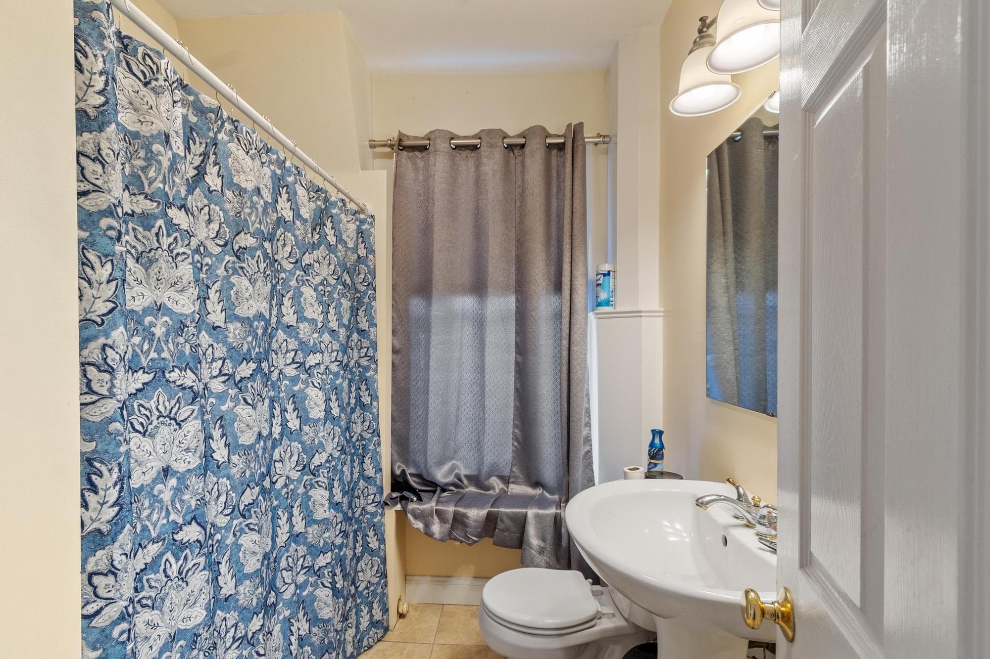 3 Family - 3 Units Up/Down at 448 High Street, Clinton MA 01510, Clinton, photo 27 of 38