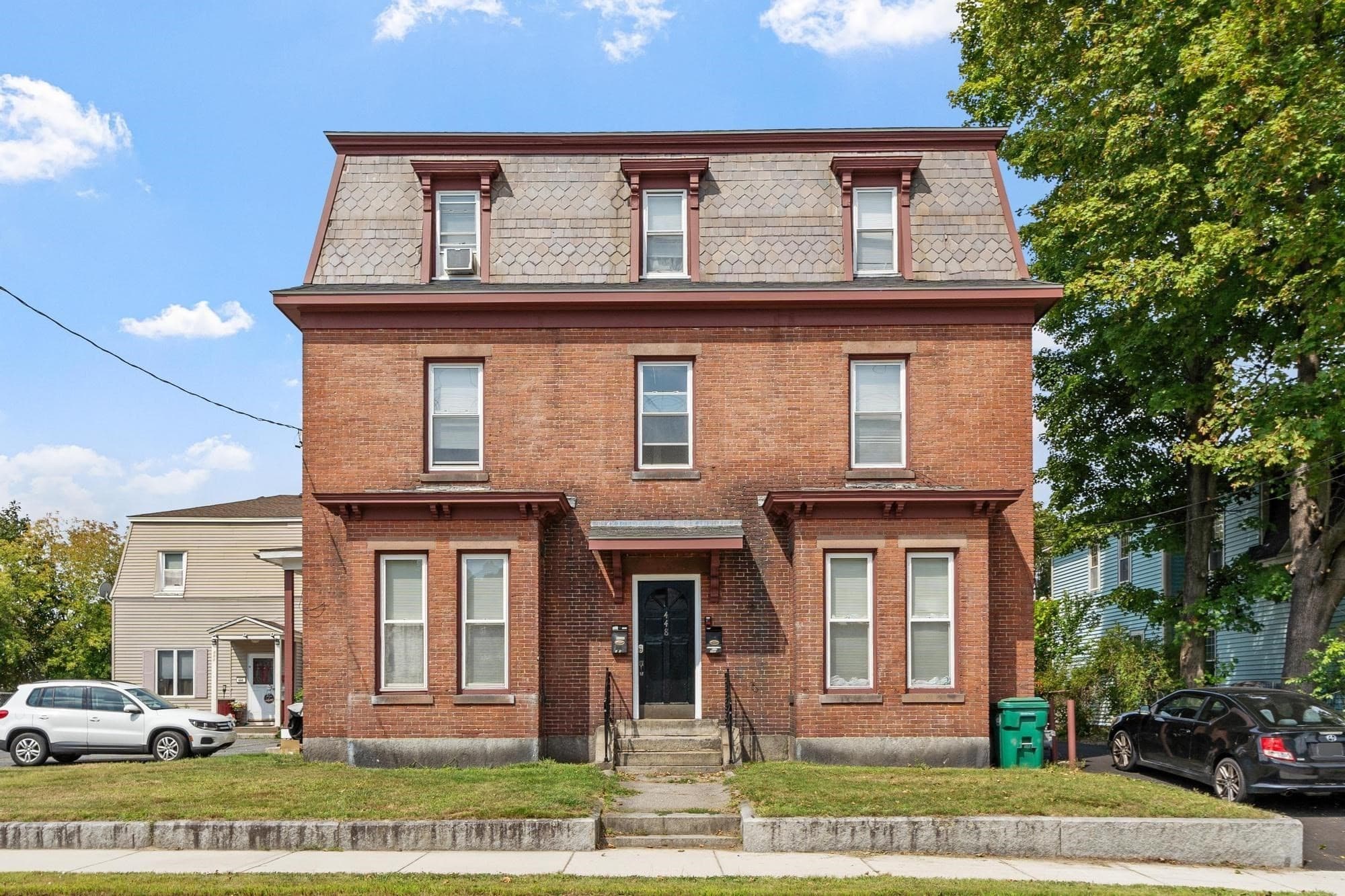 448 High Street, Clinton MA 01510