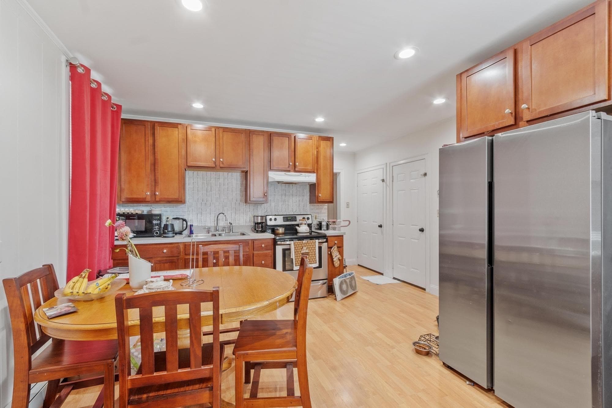 3 Family - 3 Units Up/Down at 448 High Street, Clinton MA 01510, Clinton, photo 14 of 38
