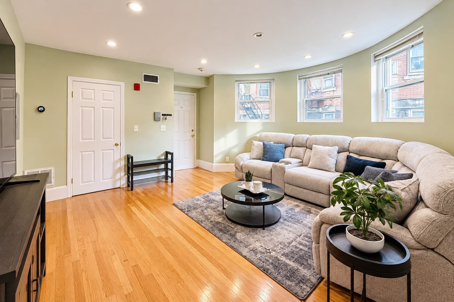 Condominium at 1742 Beacon St # 2, Brookline MA 02445, Brookline, photo 3 of 12