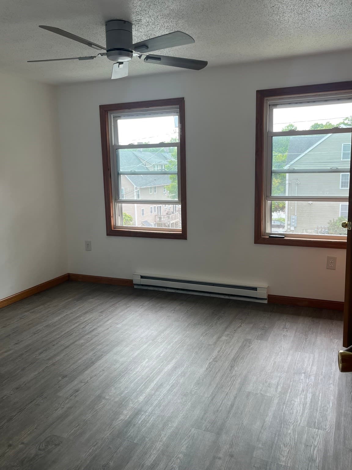 Single Family Residence at 112 Border # 112, Northbridge MA 01588, Northbridge, photo 5 of 8