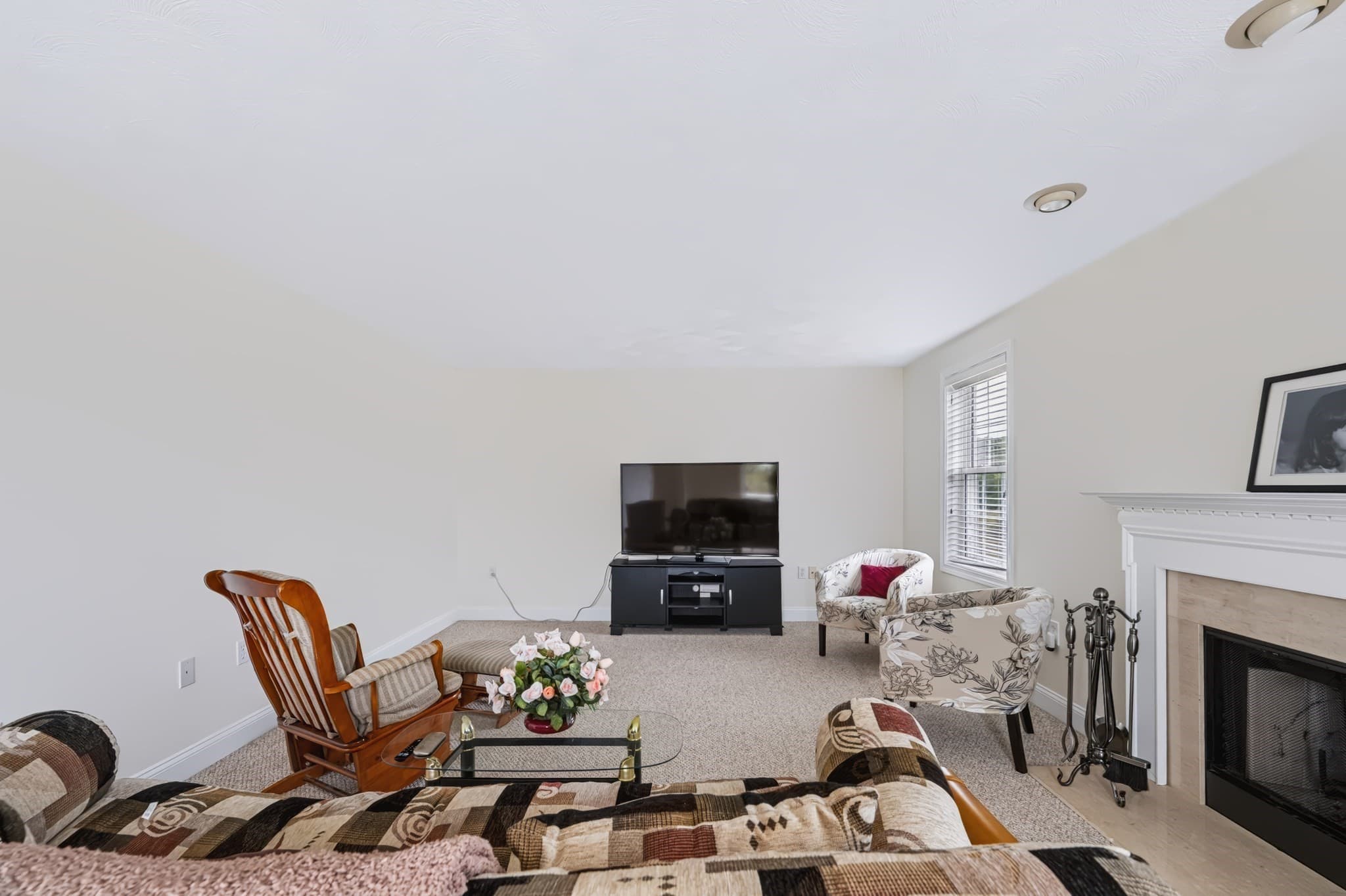 Single Family Residence at 4 Day Break Dr, Plaistow NH 03865, Plaistow, photo 10 of 42