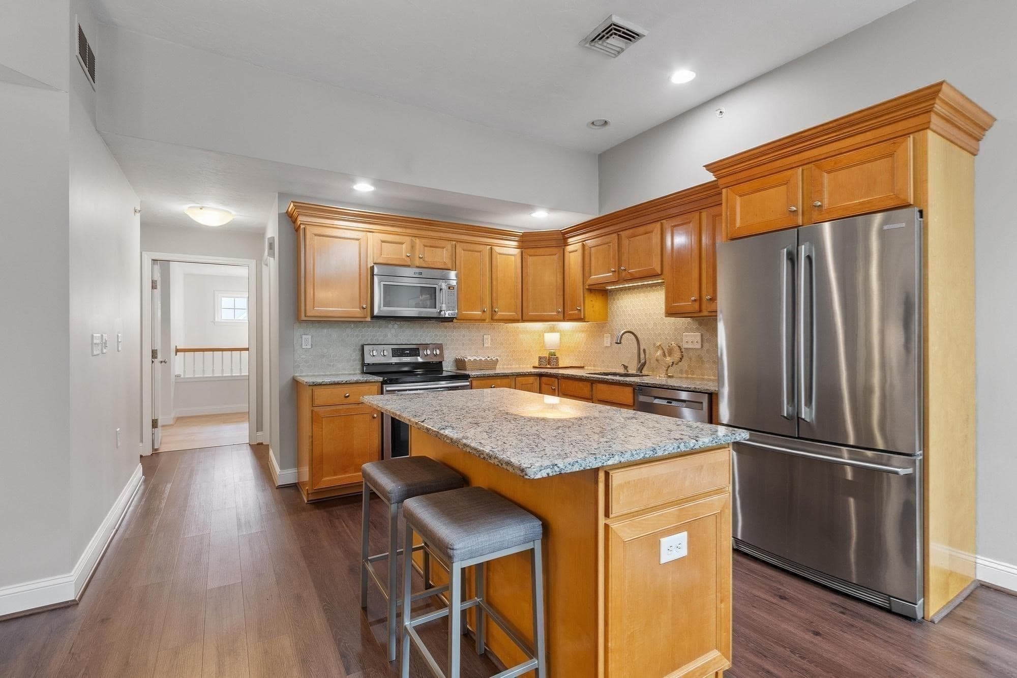 Condominium at 605 Devenwood Way # 605, Clinton MA 01510, Clinton, photo 9 of 42