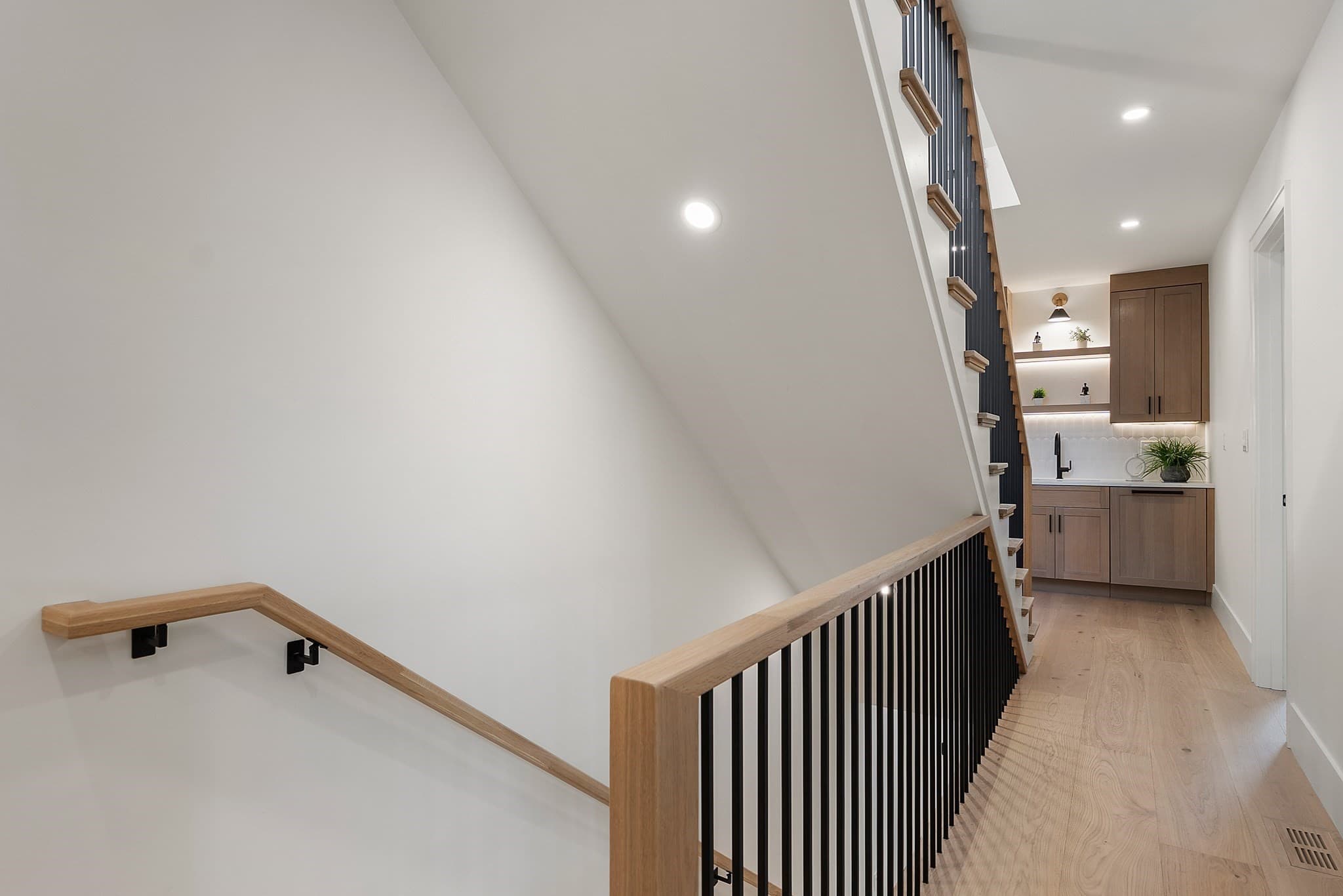 Condominium at 421 E. 6th St, Boston MA 02127, Boston, photo 27 of 42