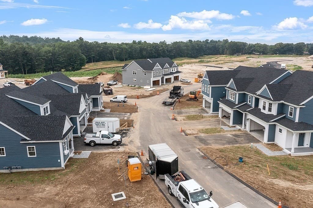 Condominium at 60 Palmetto Drive # 60, Bellingham MA 02019, Bellingham, photo 24 of 25