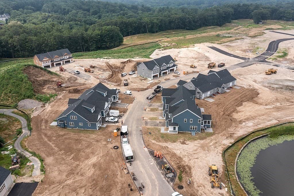 Condominium at 60 Palmetto Drive # 60, Bellingham MA 02019, Bellingham, photo 21 of 25