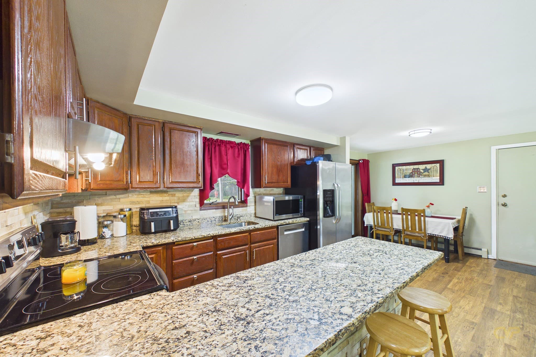 Single Family Residence at 247 Perry Hill Rd, Acushnet MA 02743, Acushnet, photo 13 of 29