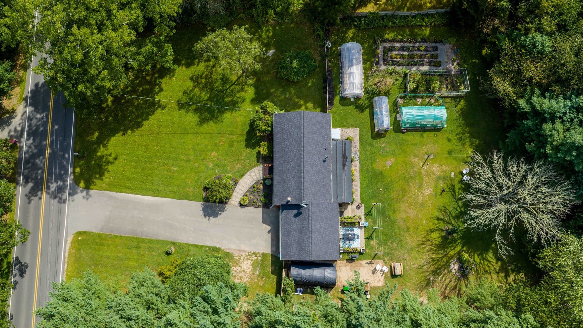 Single Family Residence at 247 Perry Hill Rd, Acushnet MA 02743, Acushnet, photo 24 of 29