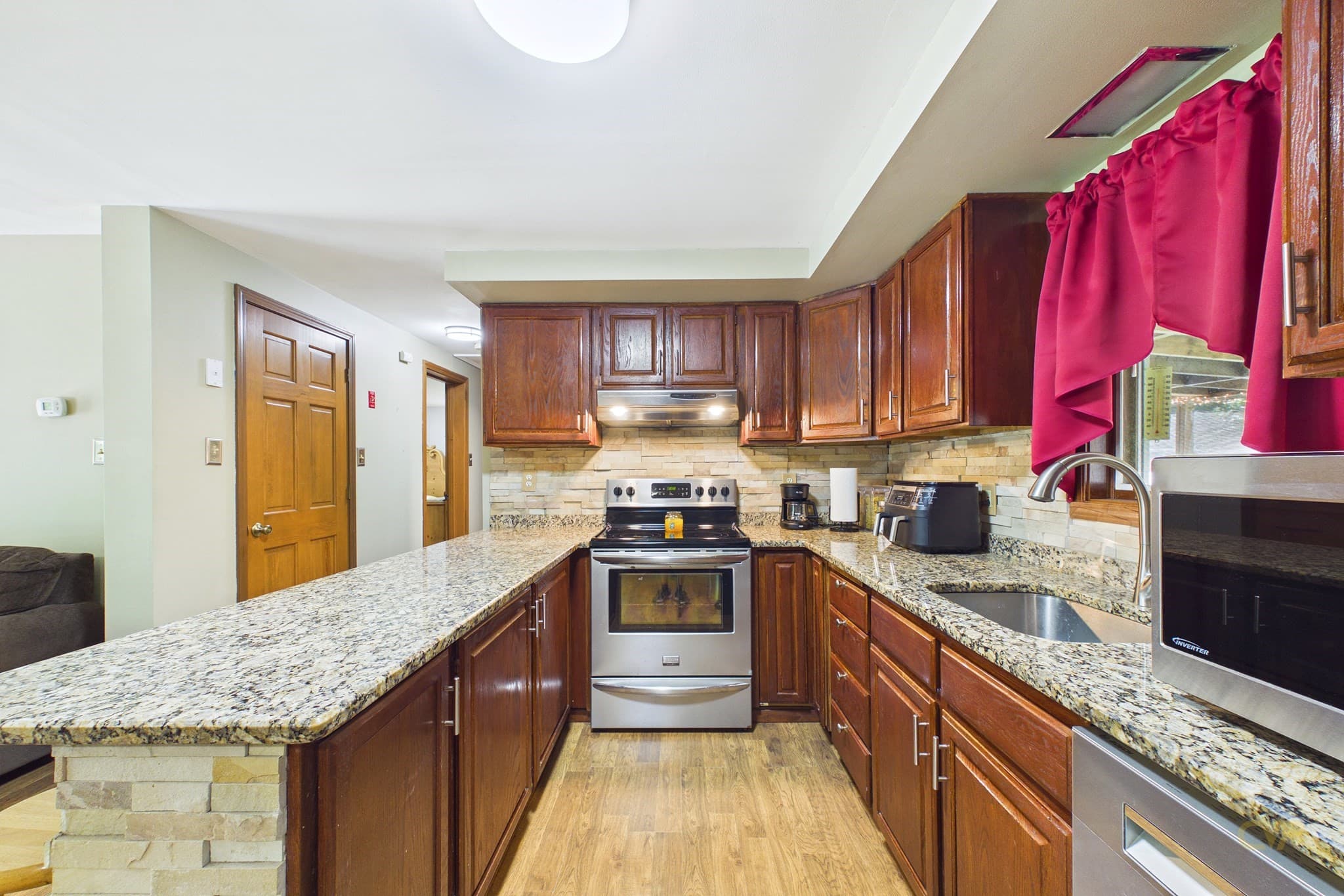 Single Family Residence at 247 Perry Hill Rd, Acushnet MA 02743, Acushnet, photo 10 of 29