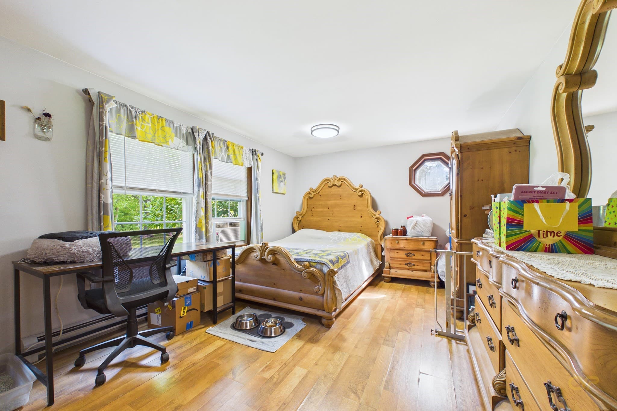 Single Family Residence at 247 Perry Hill Rd, Acushnet MA 02743, Acushnet, photo 15 of 29