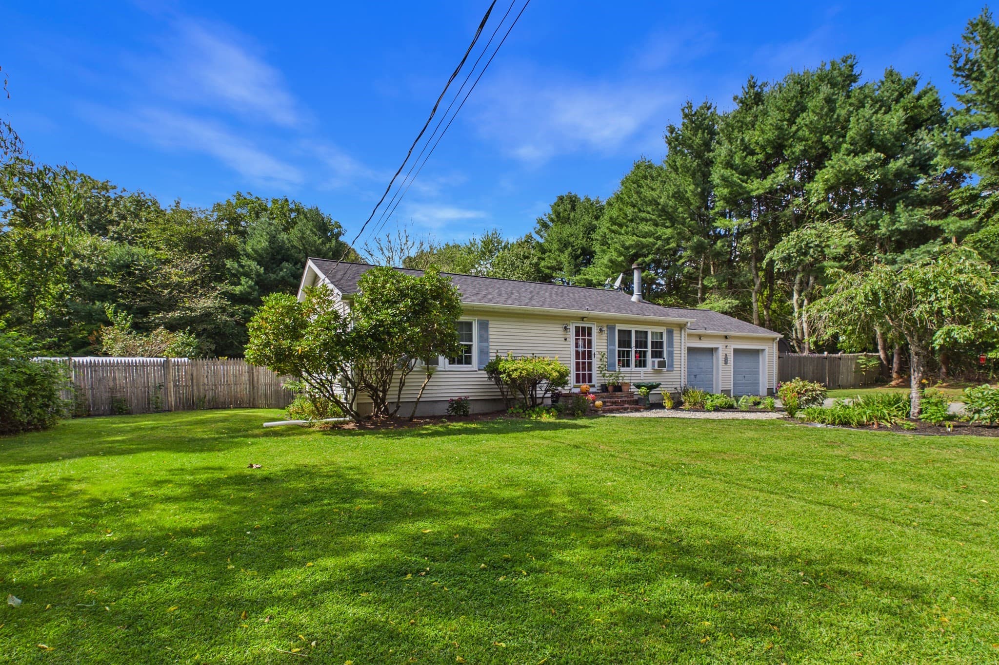 Single Family Residence at 247 Perry Hill Rd, Acushnet MA 02743, Acushnet, photo 4 of 29