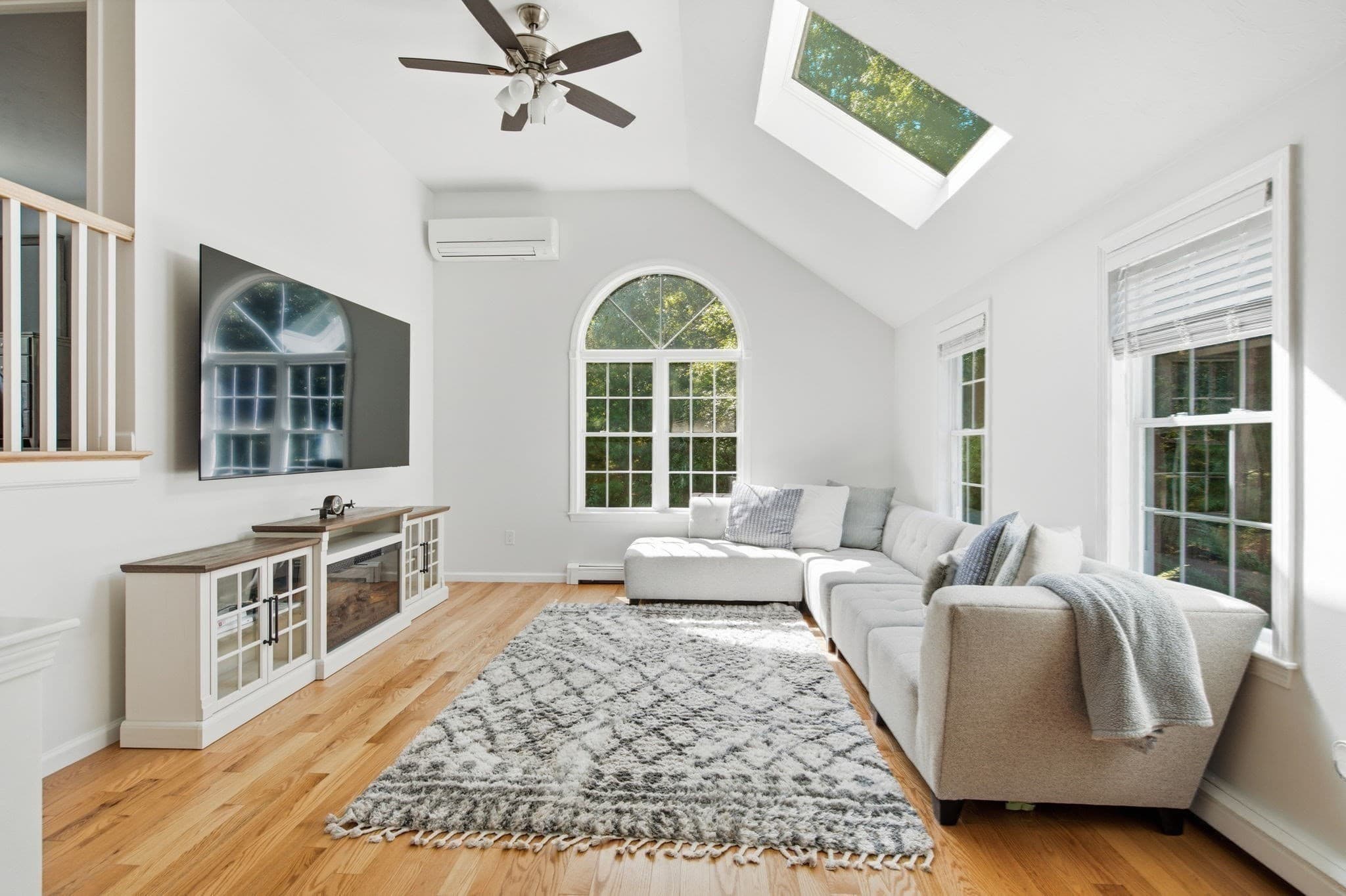 Single Family Residence at 1 Fellowship Cir, Wareham MA 02576, Wareham, photo 3 of 42