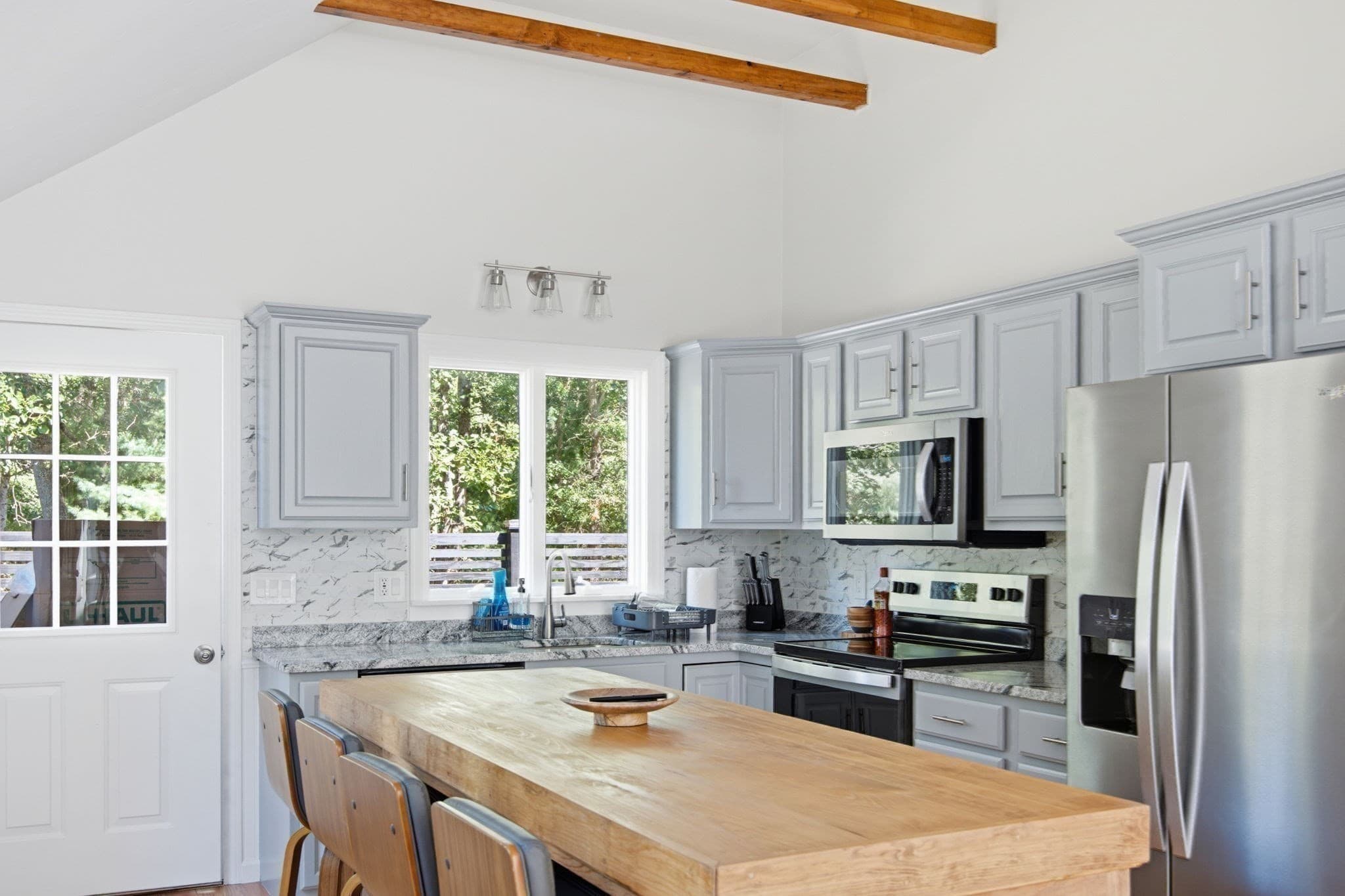 Single Family Residence at 1 Fellowship Cir, Wareham MA 02576, Wareham, photo 10 of 42