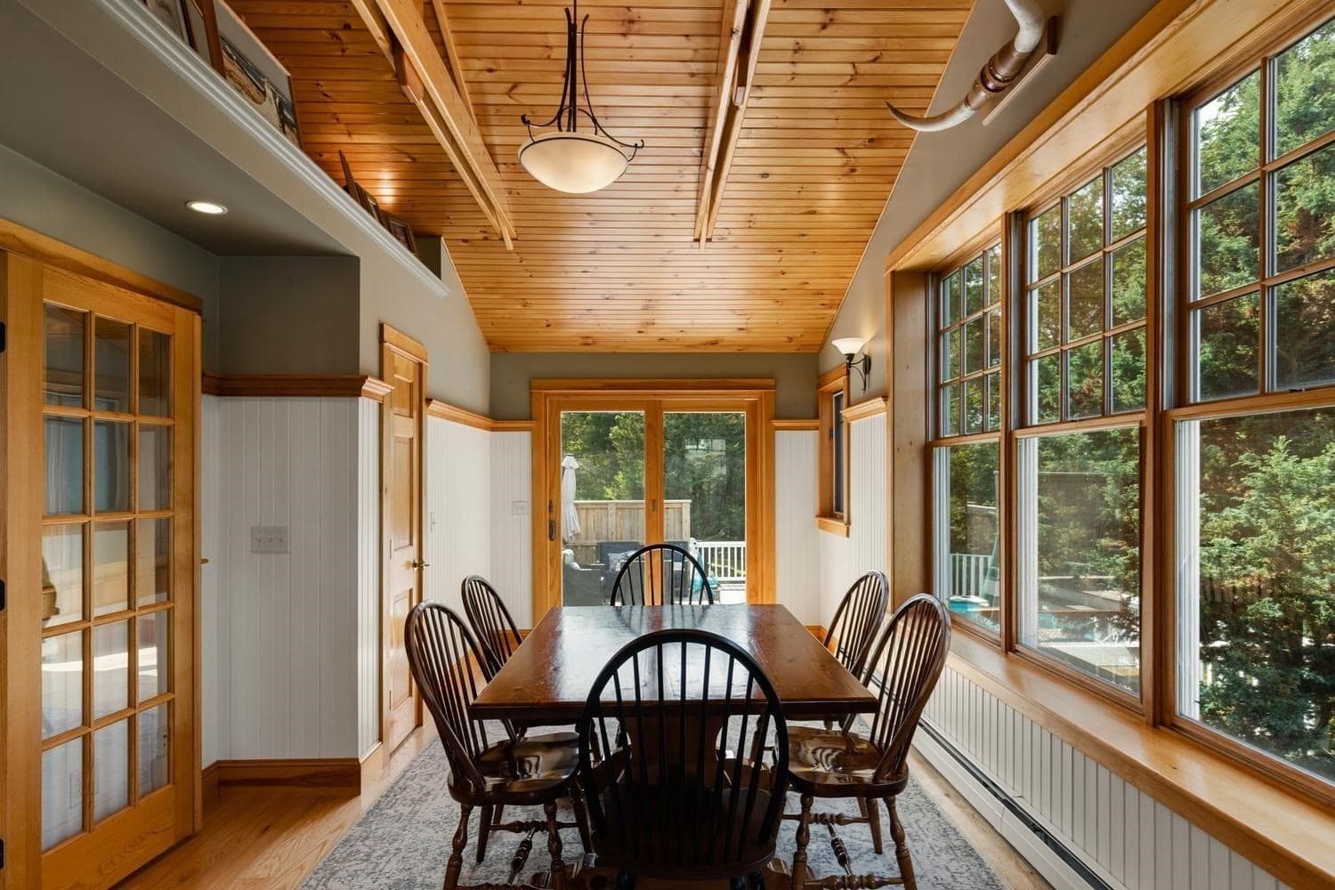 Single Family Residence at 18 Holly St, Gloucester MA 01930, Gloucester, photo 11 of 39