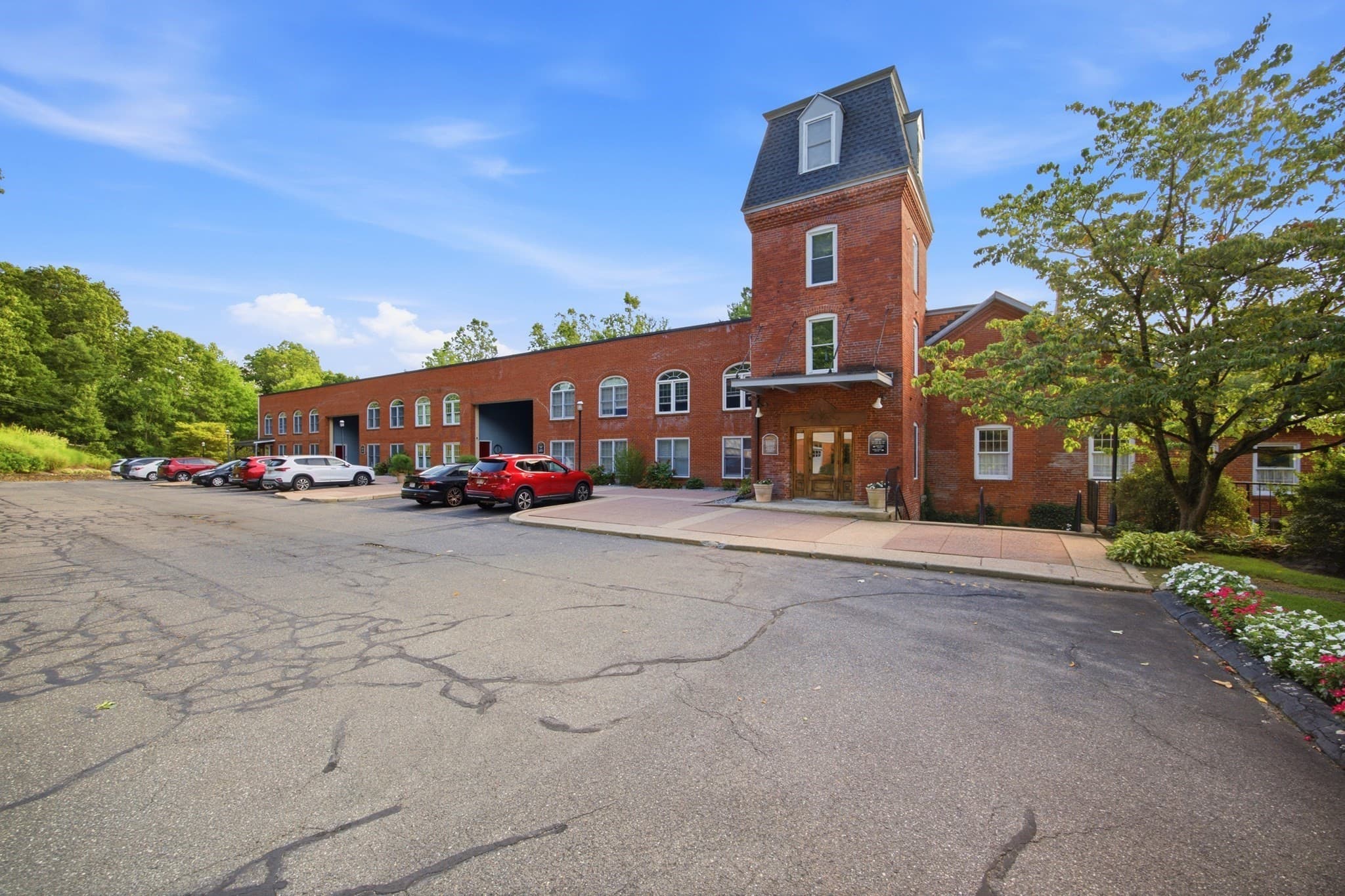 Condominium at 362 Granville Road # 217, Westfield MA 01085, Westfield, photo 4 of 33