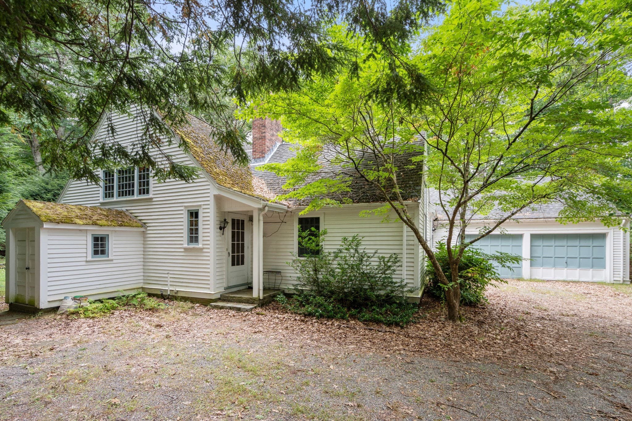 Single Family Residence at 94 Sunset Road, Weston MA 02493, Weston, photo 2 of 7