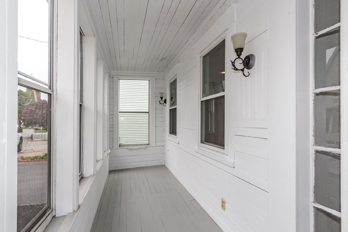 Single Family Residence at 10 Elm Ct, Andover MA 01810, Andover, photo 17 of 34