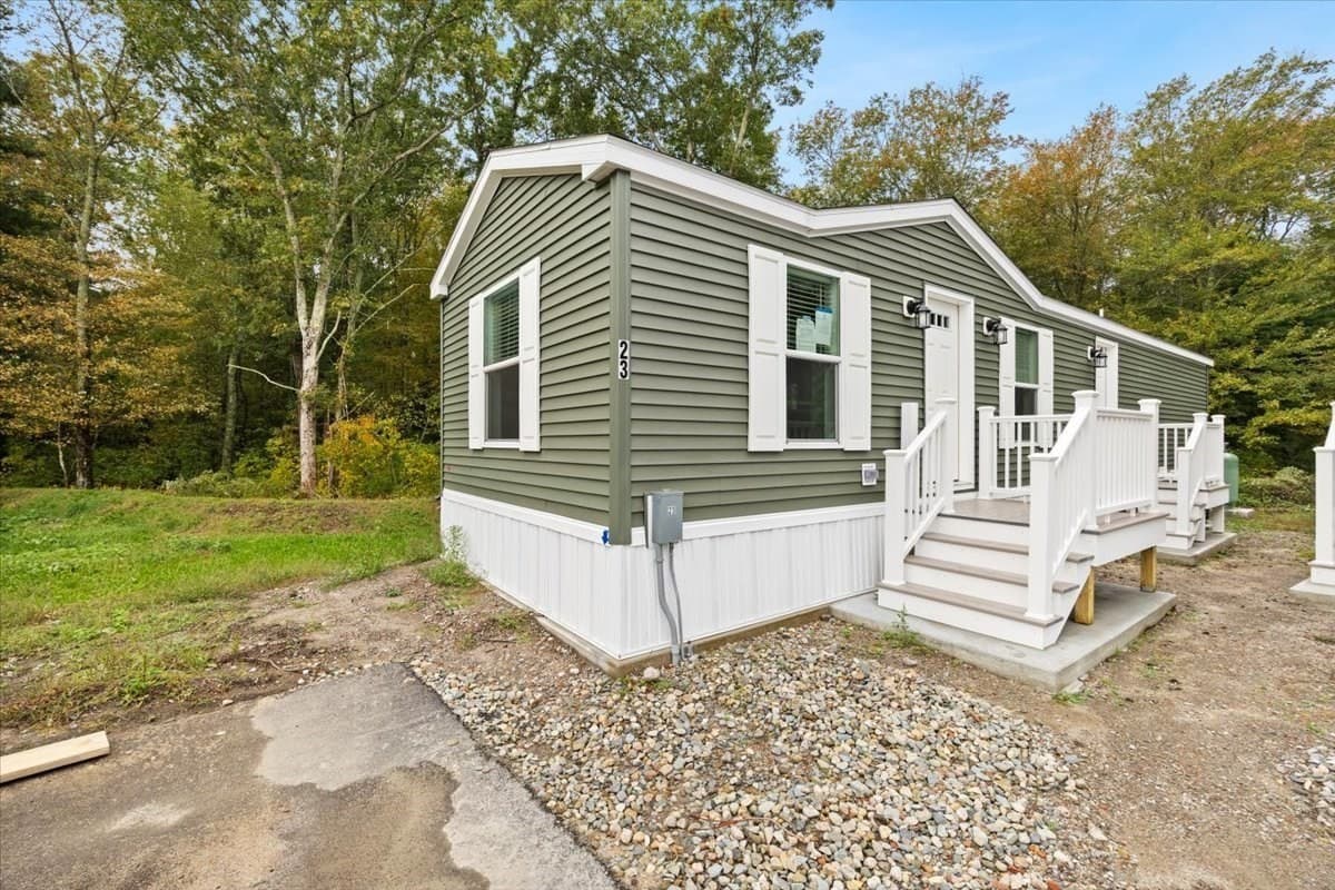 Mobile Home at 1540 Broadway # 23, Raynham MA 02767, Raynham, photo 2 of 12