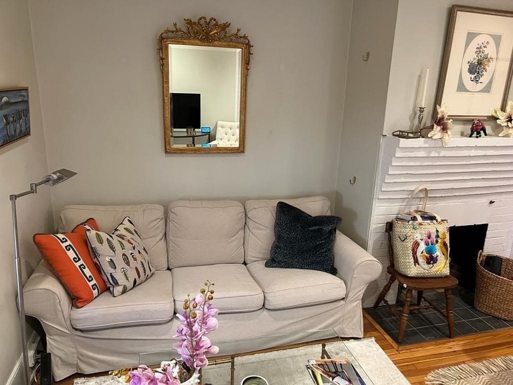 Condominium at 41 Revere St # 4, Boston MA 02114, photo 3 of 40