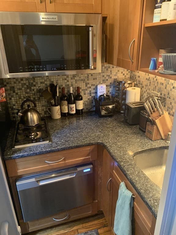 Condominium at 41 Revere St # 4, Boston MA 02114, photo 33 of 40