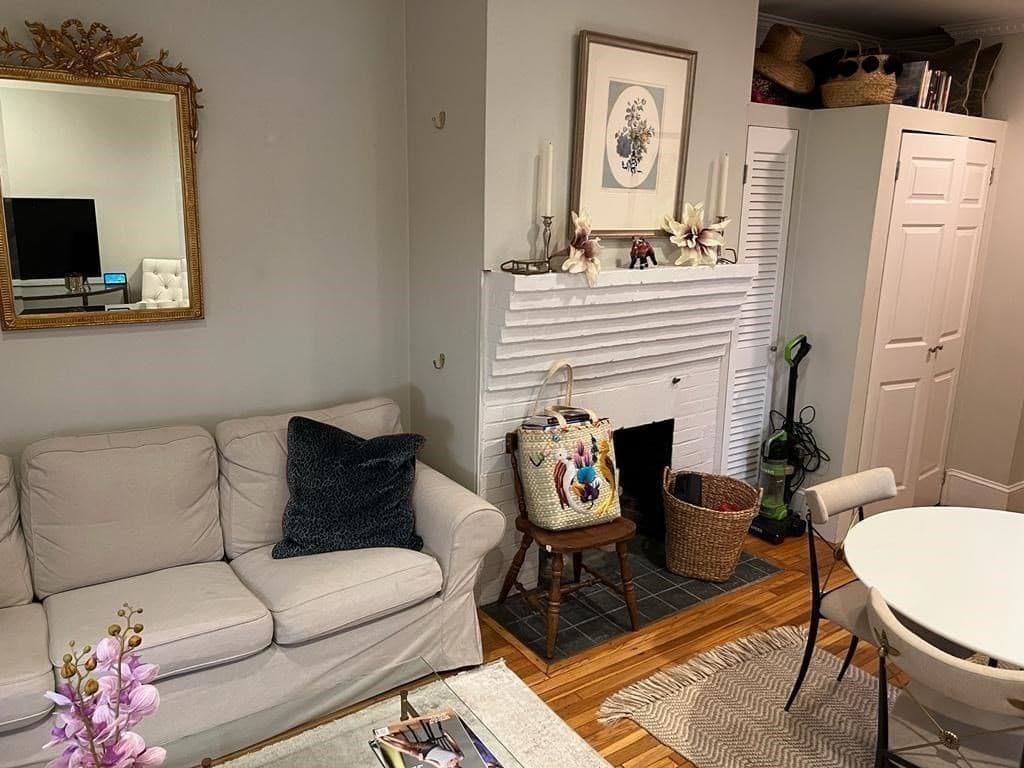 Condominium at 41 Revere St # 4, Boston MA 02114, photo 4 of 40