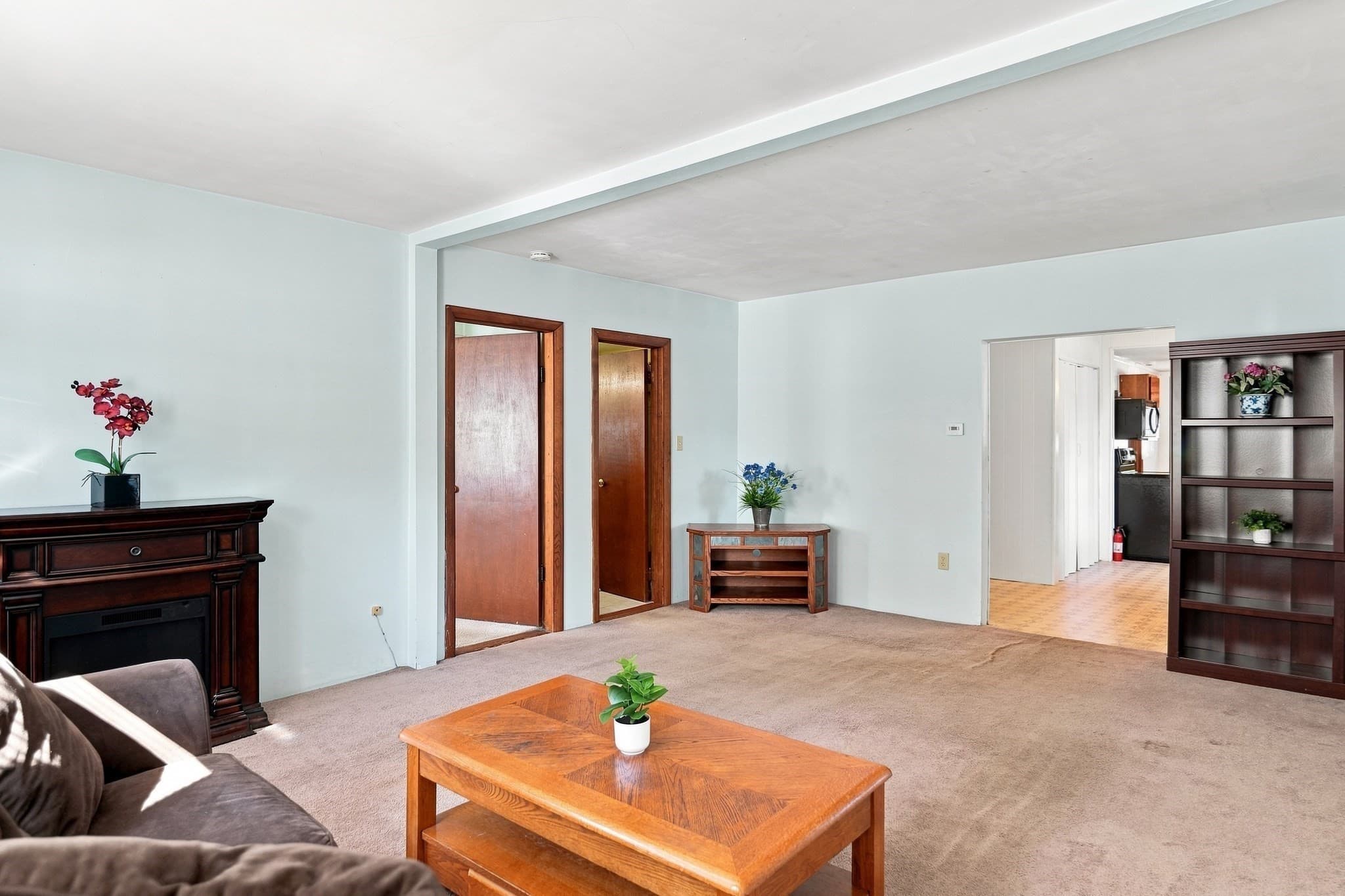 Single Family Residence at 152 Main Street, Wilmington MA 01887, Wilmington, photo 6 of 29