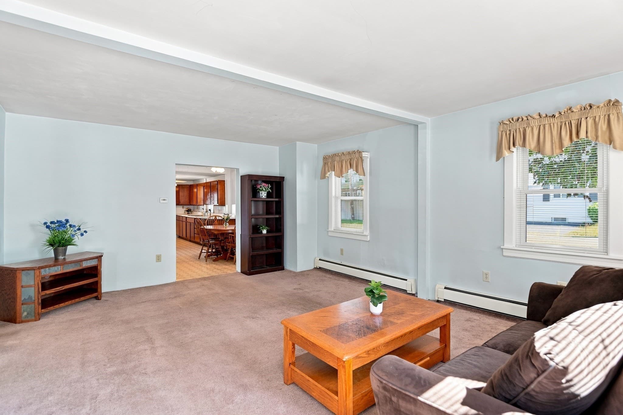Single Family Residence at 152 Main Street, Wilmington MA 01887, Wilmington, photo 7 of 29