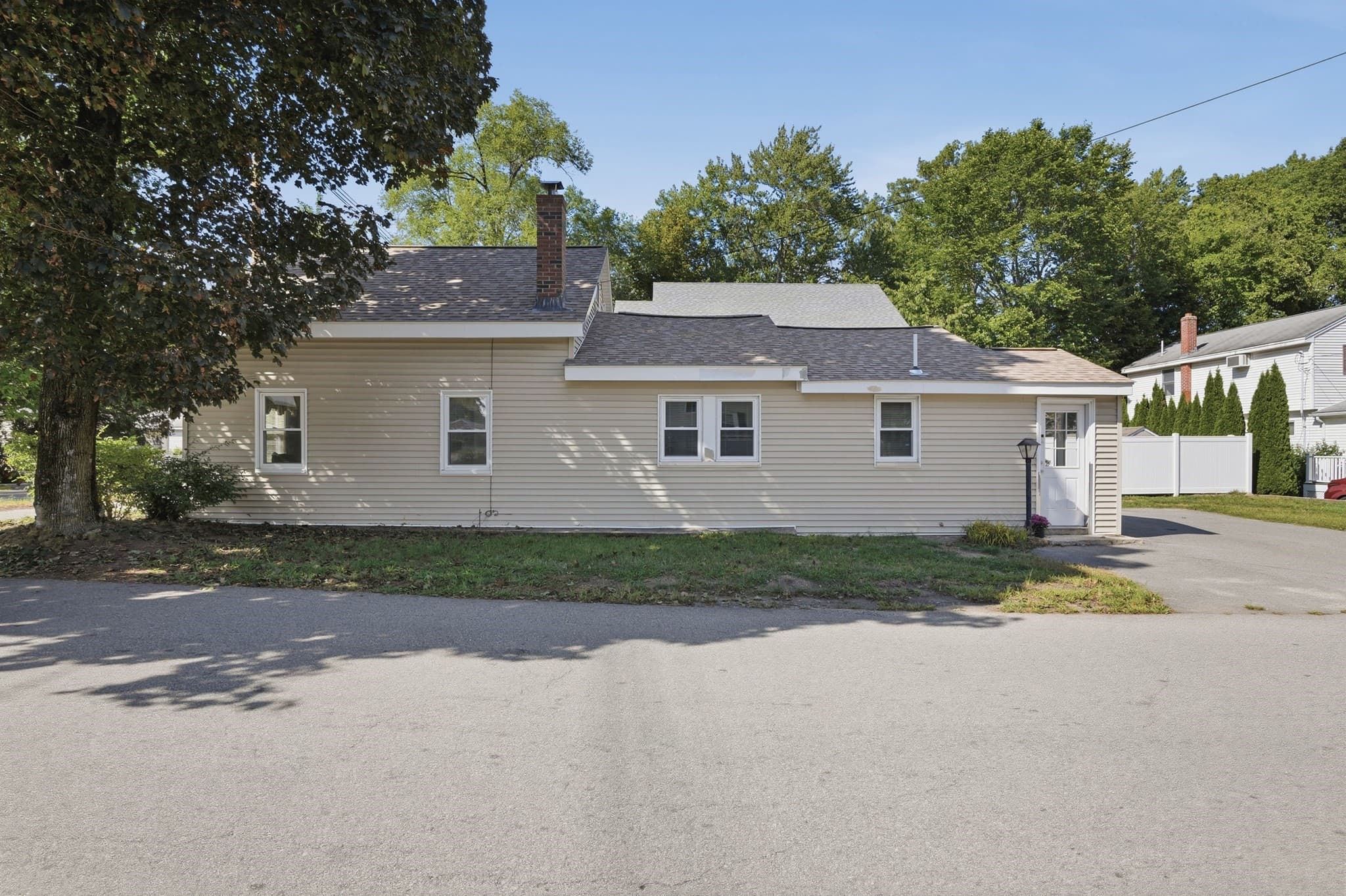 Single Family Residence at 152 Main Street, Wilmington MA 01887, Wilmington, photo 28 of 29