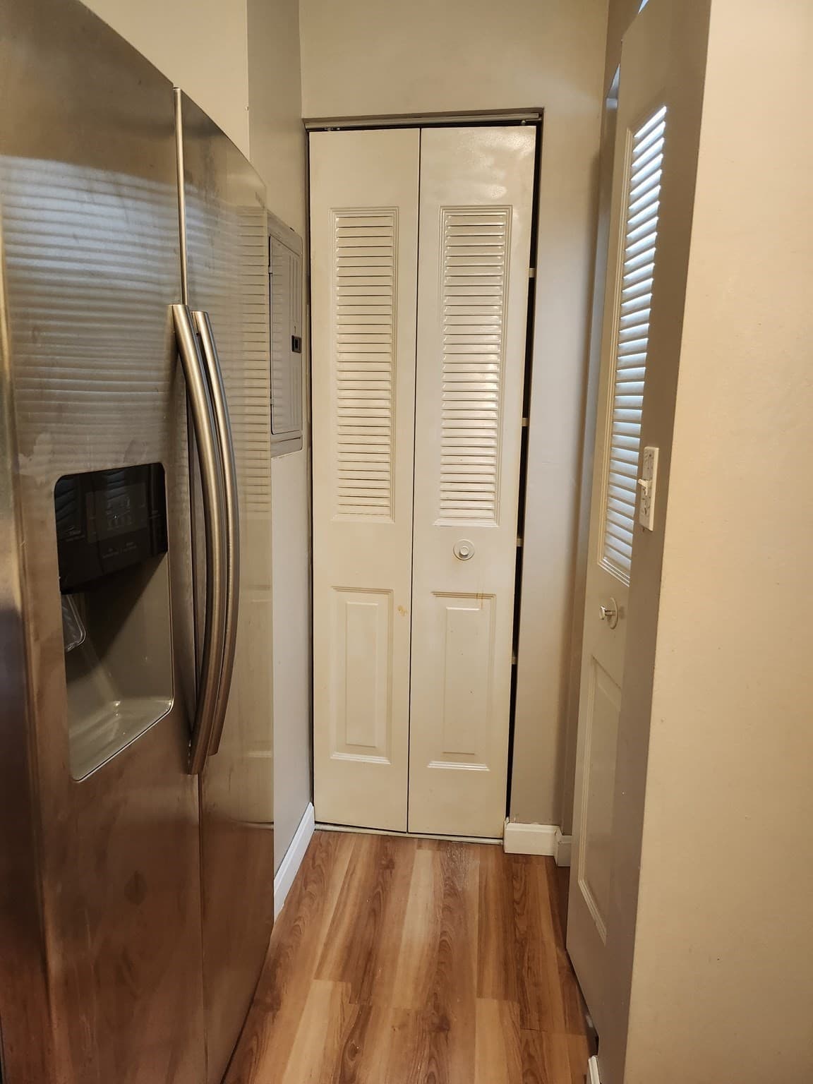 Condominium at 123 Elm St # D11, Quincy MA 02169, Quincy, photo 8 of 22