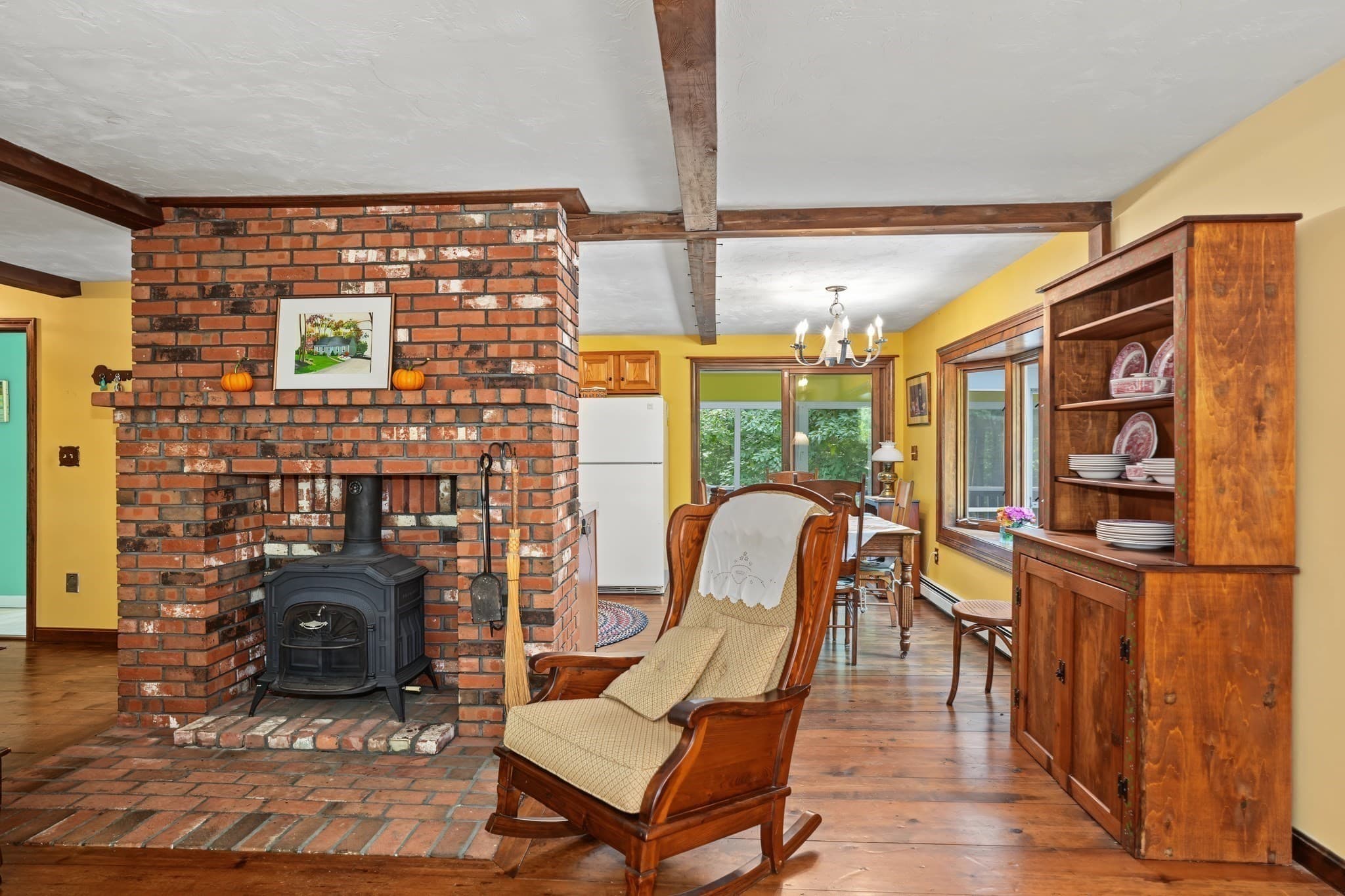 Single Family Residence at 8 Fales Road, Plainville MA 02762, Plainville, photo 3 of 31