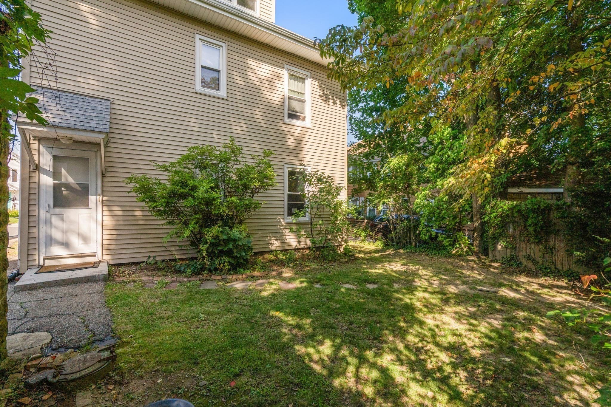 Condominium at 29 Winslow Rd # 29, Belmont MA 02478, Belmont, photo 17 of 20