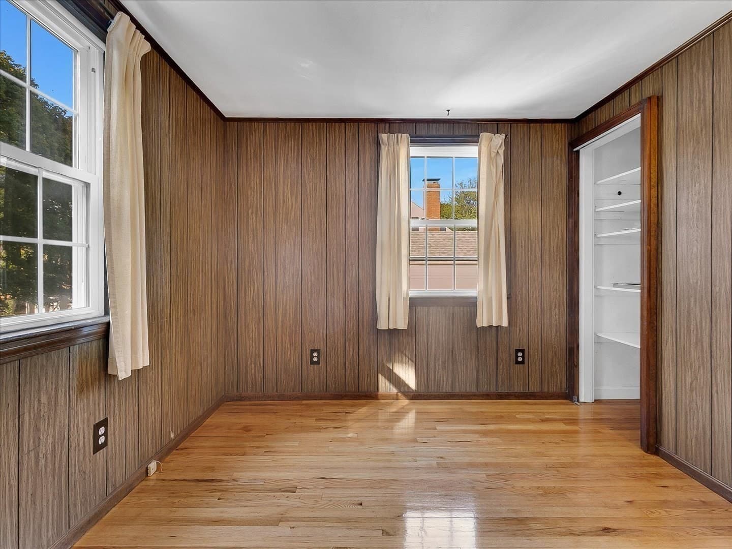Single Family Residence at 31 Chipman Road, Beverly MA 01915, Beverly, photo 12 of 29