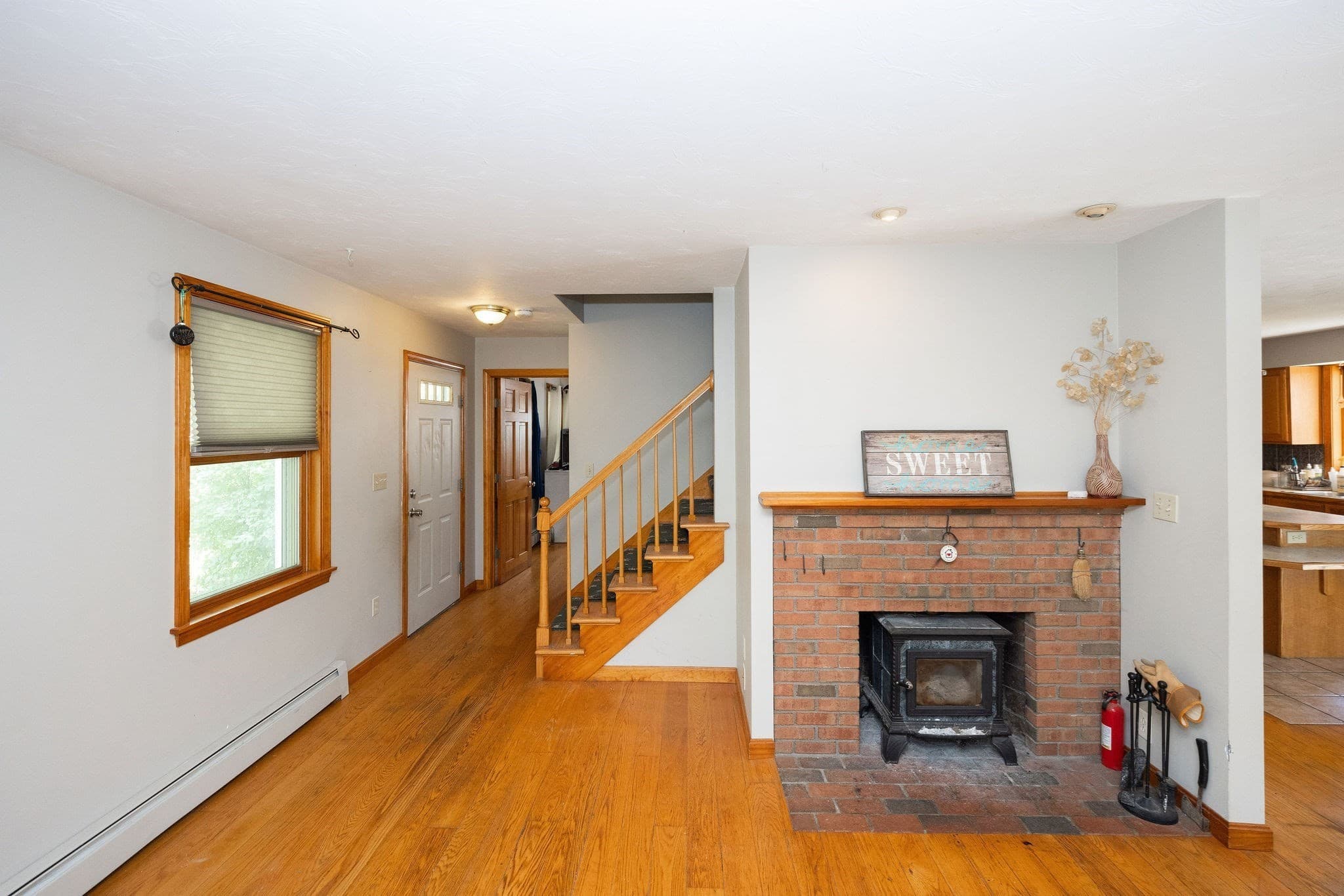 Single Family Residence at 152 Pierce Rd, West Brookfield MA 01585, West Brookfield, photo 7 of 40