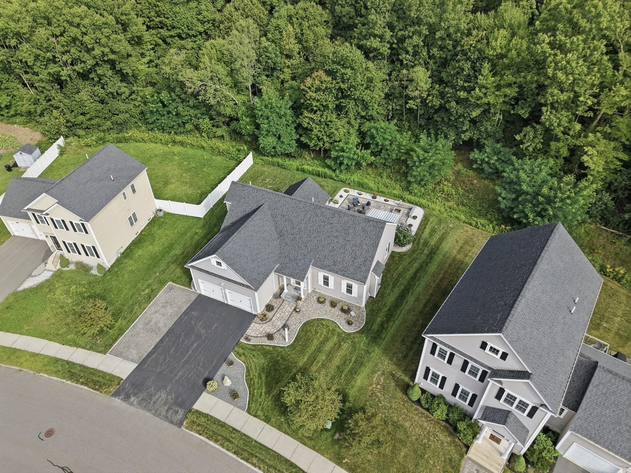 Single Family Residence at 33 Skyview Drive, Millbury MA 01527, Millbury, photo 32 of 34