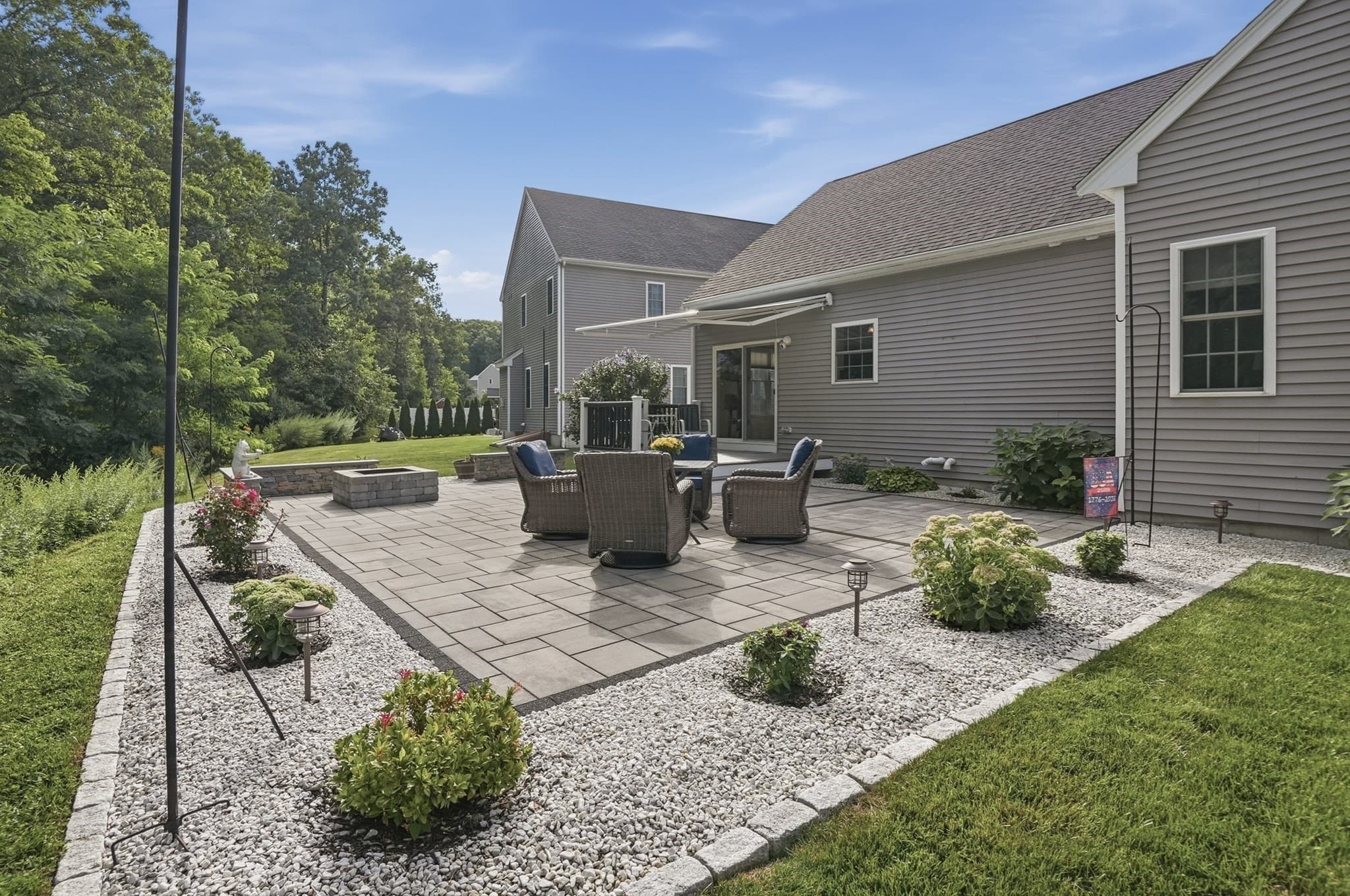 Single Family Residence at 33 Skyview Drive, Millbury MA 01527, Millbury, photo 8 of 34