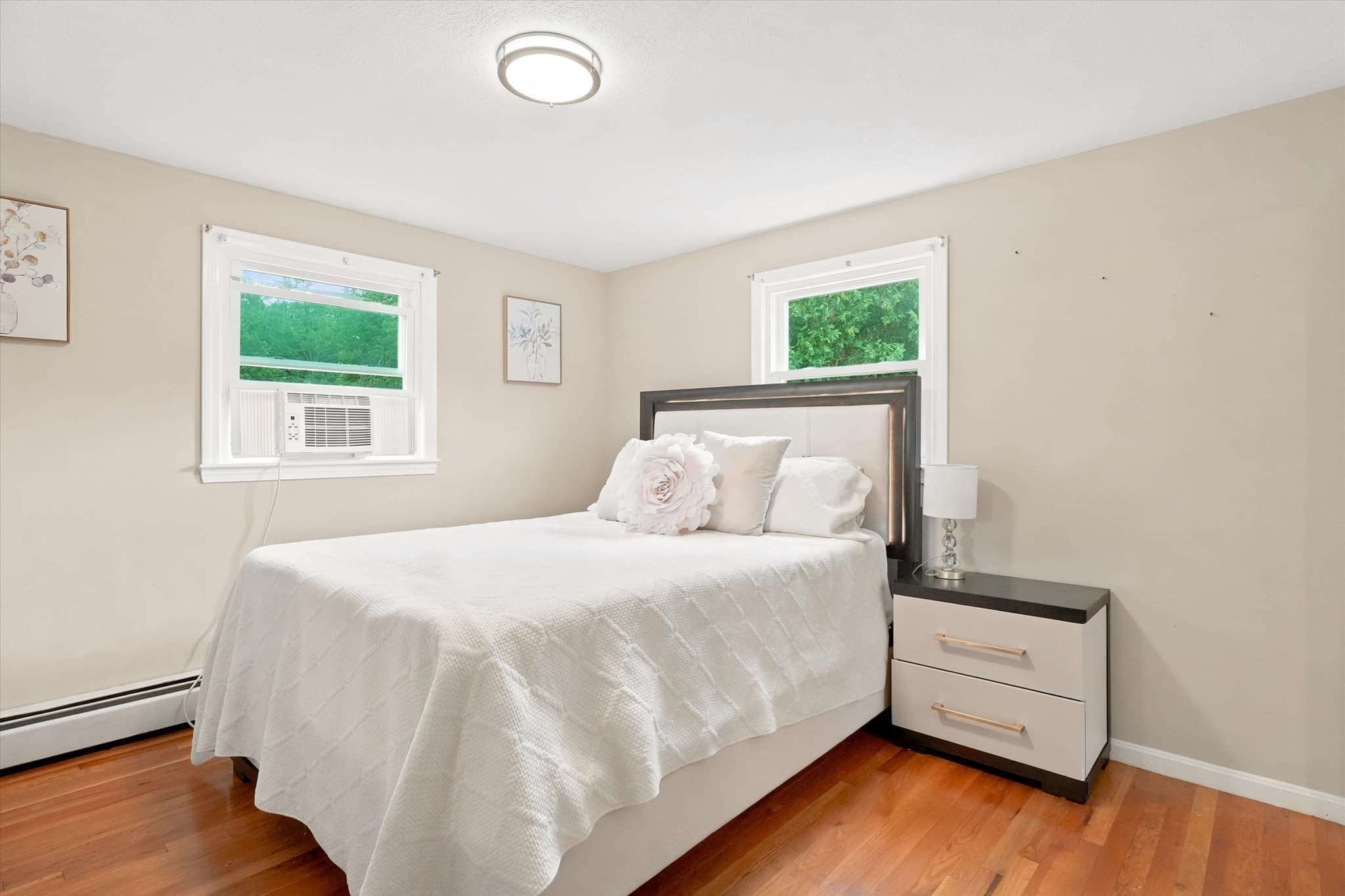 Single Family Residence at 22 Woodbury St, Salem NH 03079, Salem, photo 12 of 34