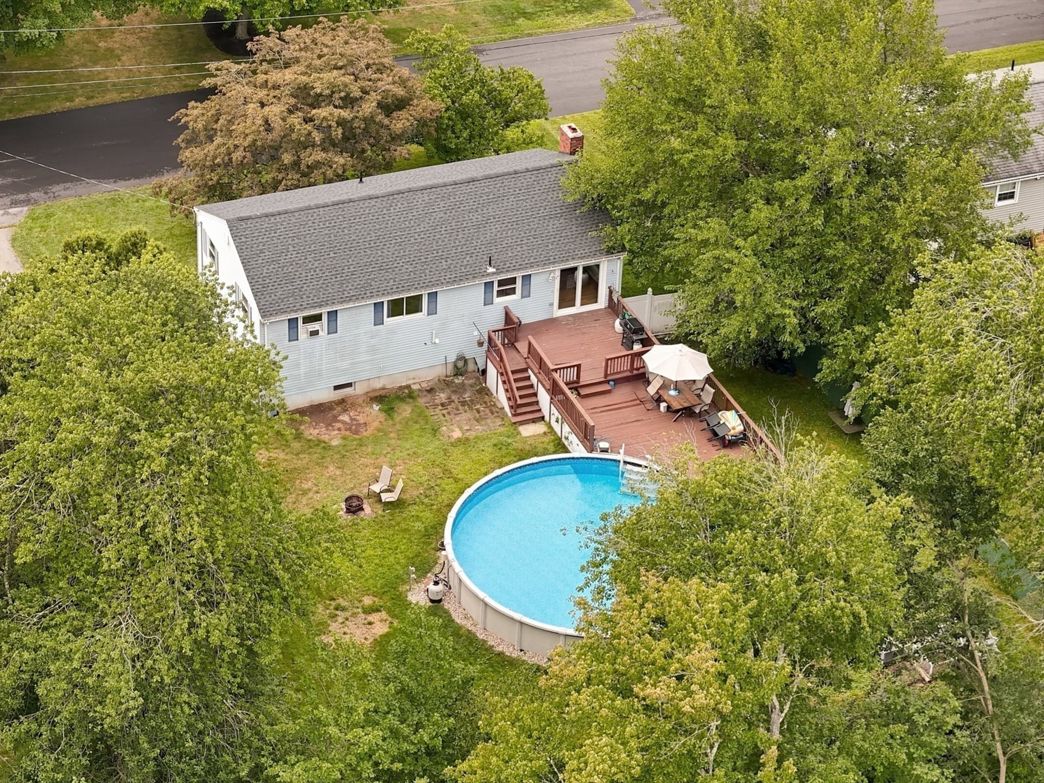 Single Family Residence at 22 Woodbury St, Salem NH 03079, Salem, photo 28 of 34