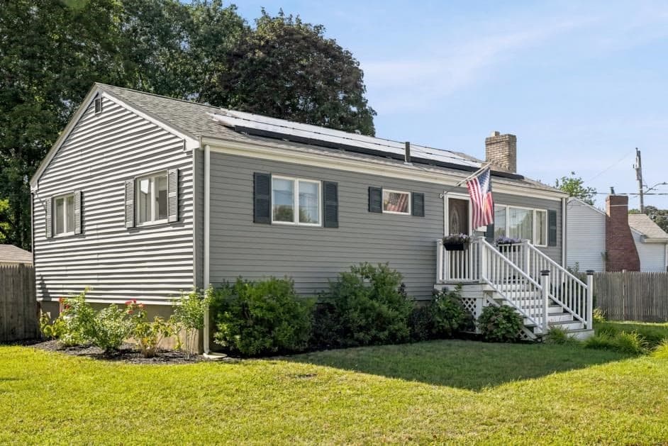 Single Family Residence at 33 Nicholson St, Lynn MA 01905, Lynn, photo 2 of 28