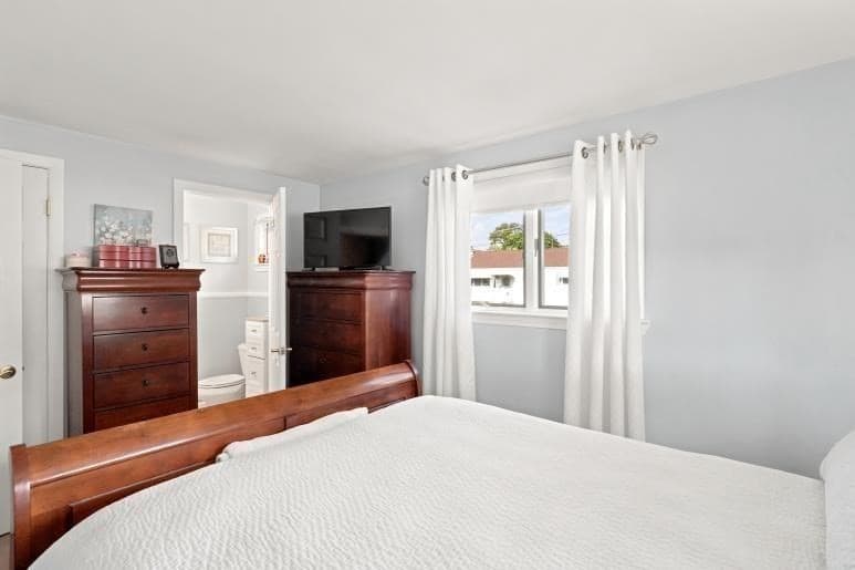 Single Family Residence at 33 Nicholson St, Lynn MA 01905, Lynn, photo 13 of 28