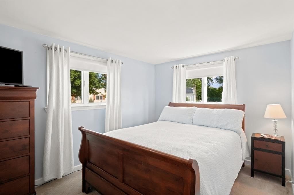 Single Family Residence at 33 Nicholson St, Lynn MA 01905, Lynn, photo 12 of 28