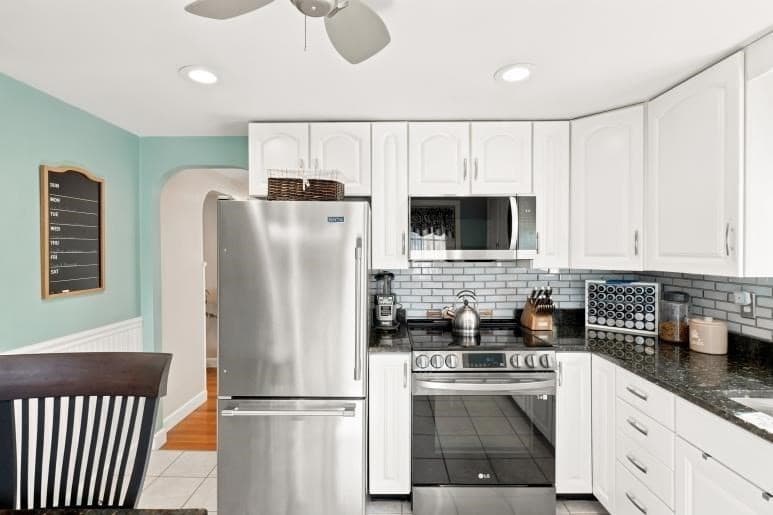 Single Family Residence at 33 Nicholson St, Lynn MA 01905, Lynn, photo 5 of 28