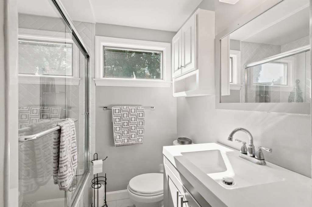 Single Family Residence at 33 Nicholson St, Lynn MA 01905, Lynn, photo 14 of 28