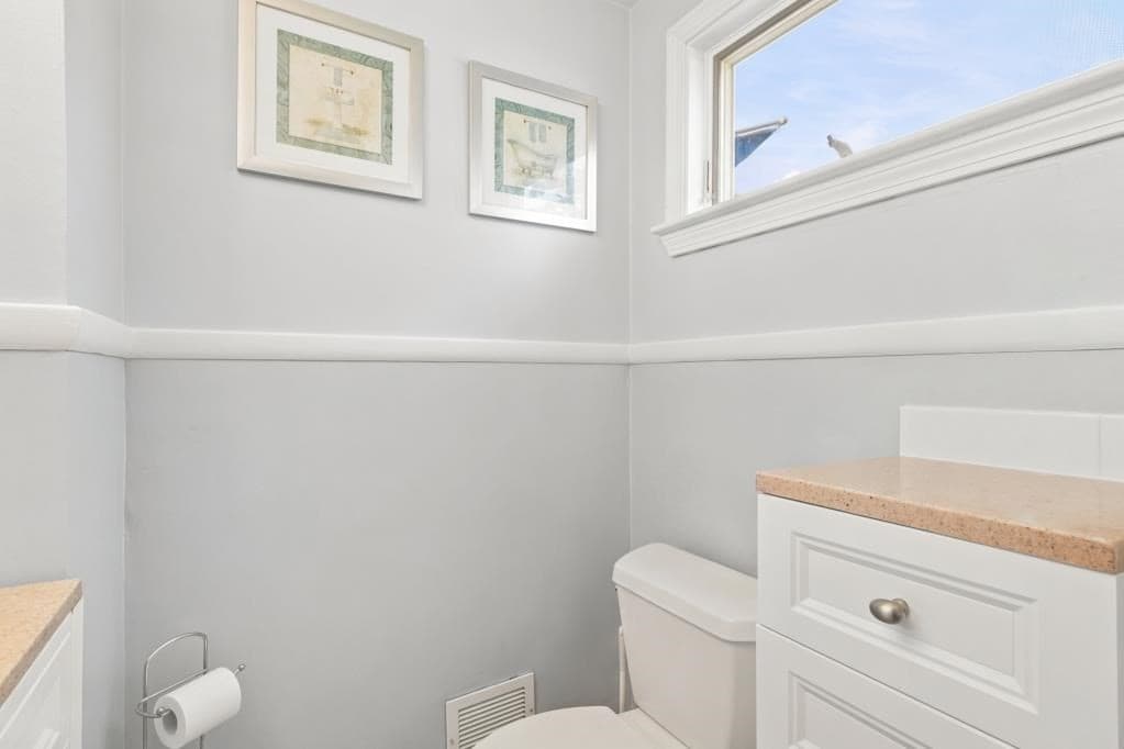 Single Family Residence at 33 Nicholson St, Lynn MA 01905, Lynn, photo 18 of 28
