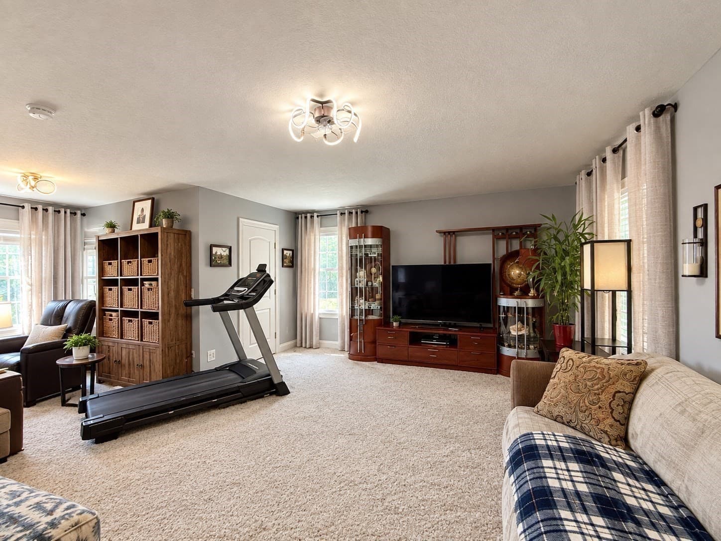 Single Family Residence at 41 Plumtree Way, Agawam MA 01030, Agawam, photo 13 of 22