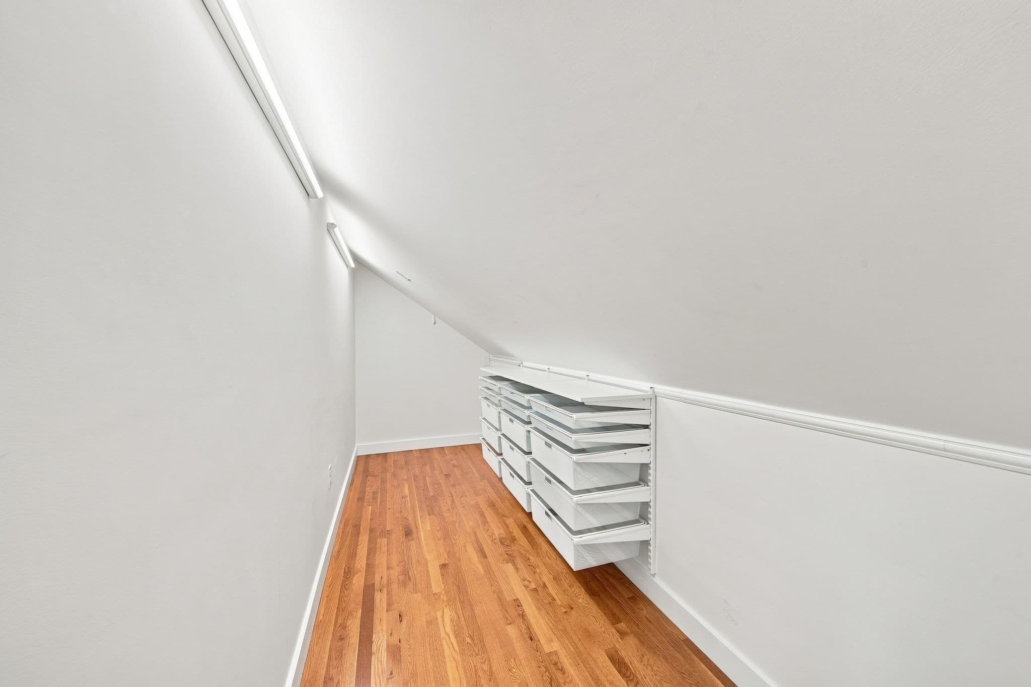 Single Family Residence at 54 Emerson Street, Wakefield MA 01880, Wakefield, photo 32 of 38