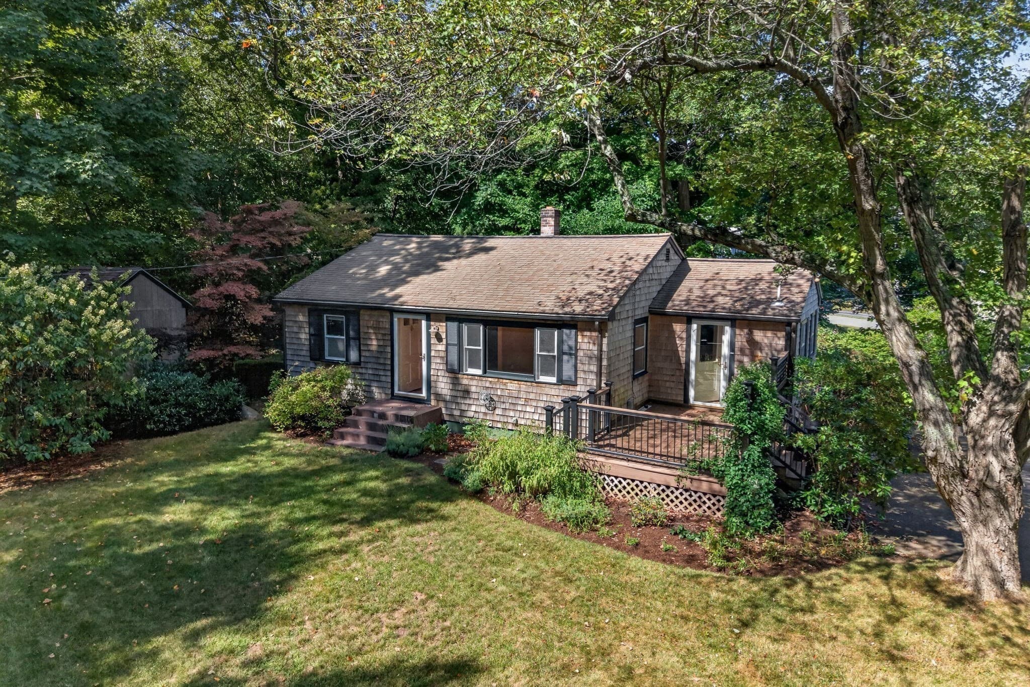 10 Hayward St, Randolph MA 02368