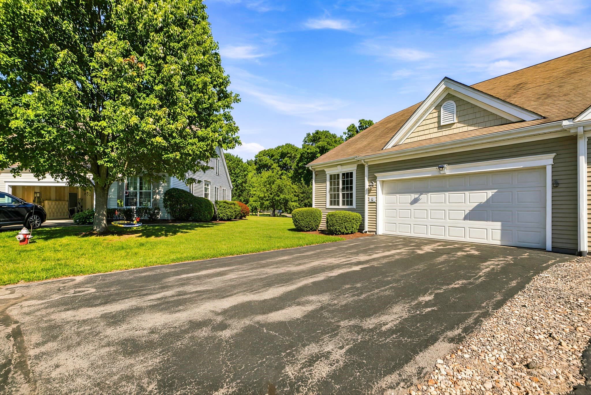 Condominium at 38 Cherry Ln # 38, Grafton MA 01560, photo 3 of 41