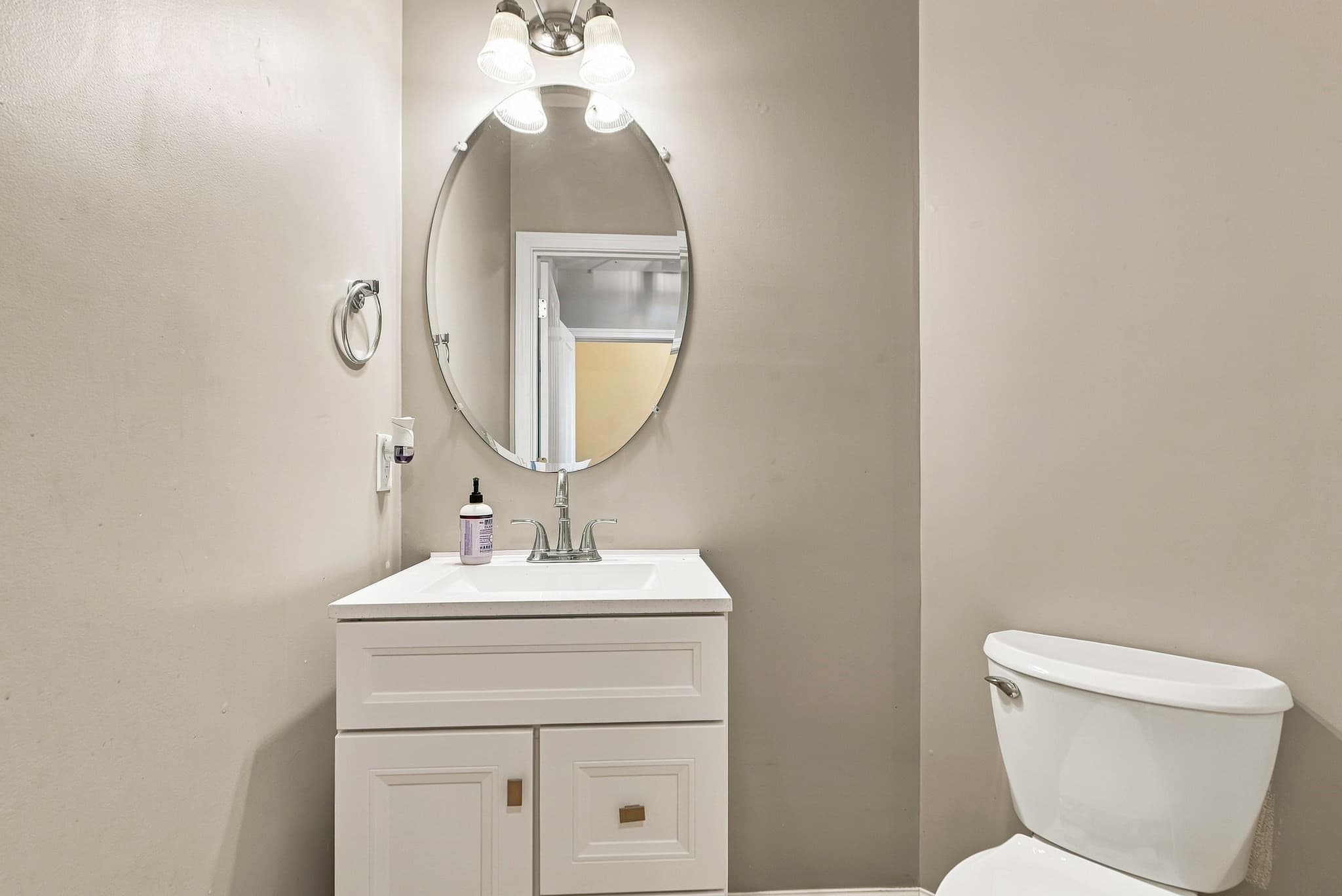 Condominium at 38 Cherry Ln # 38, Grafton MA 01560, photo 15 of 41