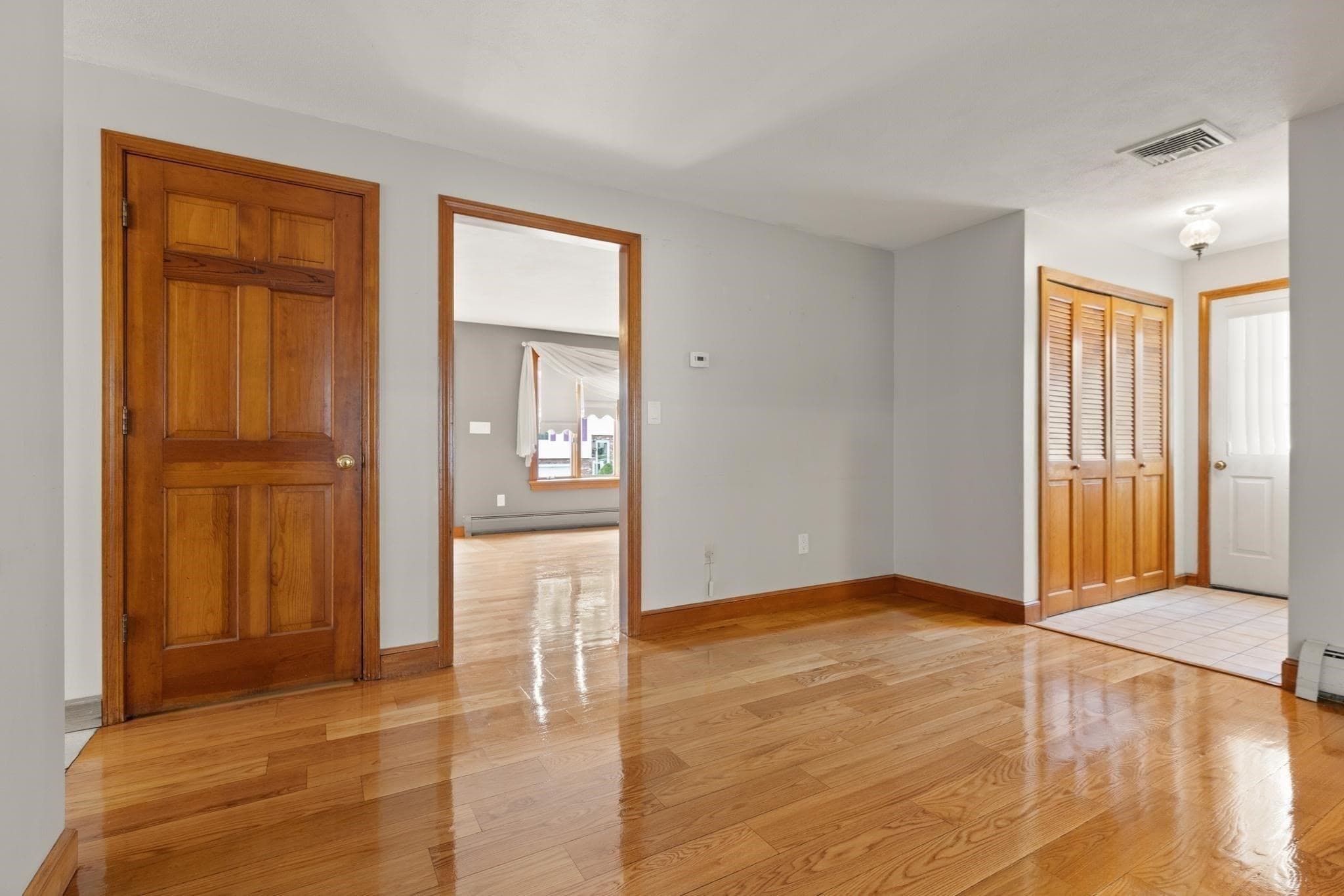 Single Family Residence at 8 Short St, Medford MA 02155, Medford, photo 11 of 41